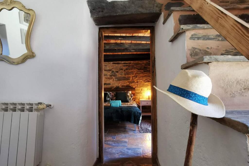 Casa Do Linho 400 Year Old Country Cottage オレイロス エクステリア 写真